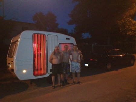 IMG_20190618_222528_BURST001_COVER.jpg