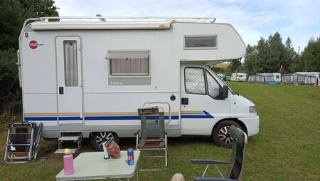 7f37edd1-ff12-4983-a2e7-c8974655e565.jpg