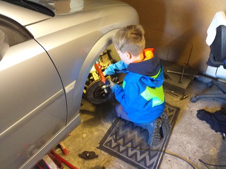 3.jpg (58.92 KiB) Przejrzano 21811 razy Bez pomocnika nie dałbym rady :)